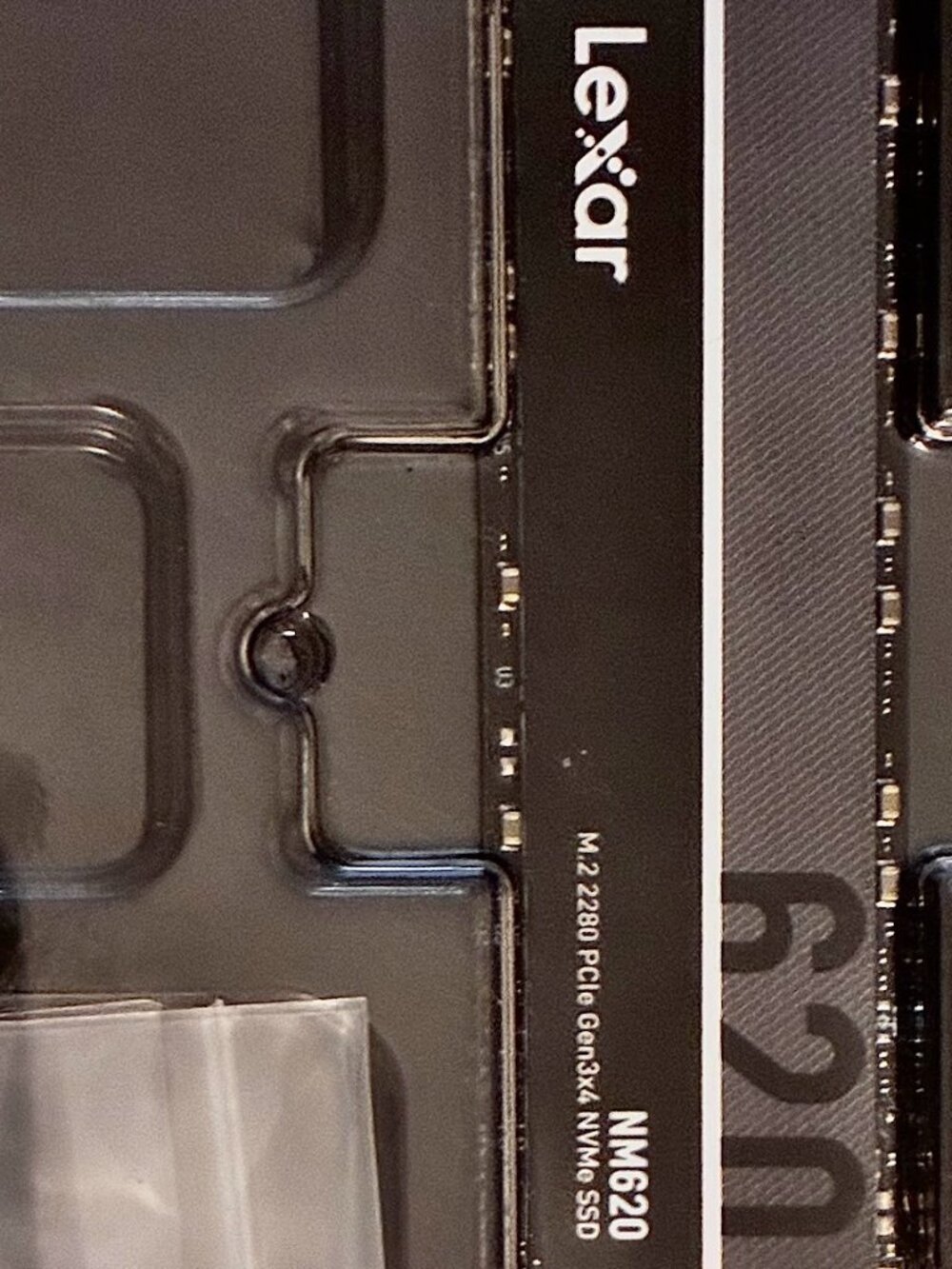 Lexar NM620 2TB NVMe SSD M.2 2280 PCIe 3.0 Gen3x4 LNM620X002T-RNNNU
